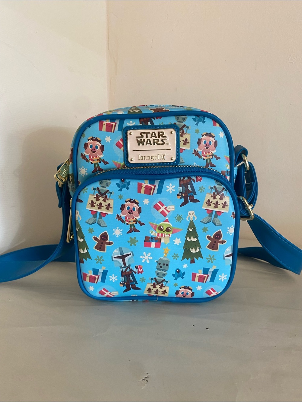 Loungefly Star Wars Christmas Crossbody Bag - Blue Holiday Print NWOT purse